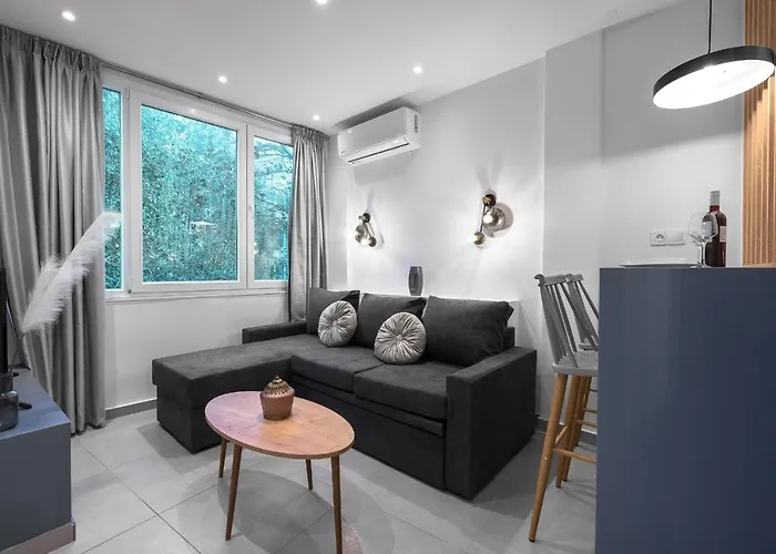 Bliss Apartments, The Luxury *